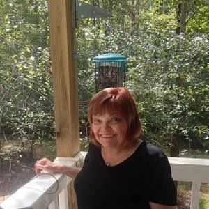 Meet your Posher, Lori